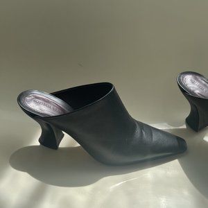 Bottega Veneta - Women's Black Mules - Size 40
